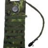 Sac D'hydratation "MOLLE" 2,5L M95 CZ Camo -Militaire Équipement Magasin systeme d hydratation molle w gobelet 25 l m 95 cz camo